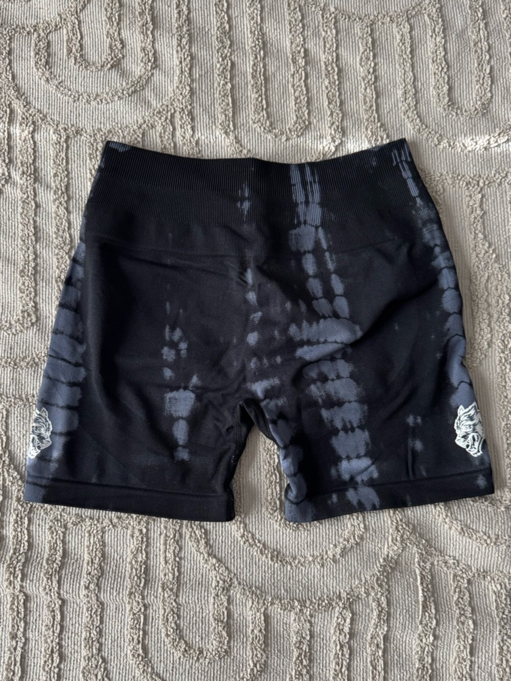 SHE DARCSPORT Seamless athletic shorts